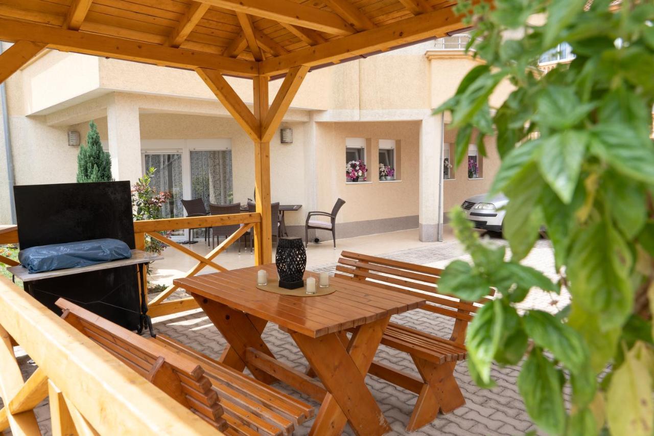 Apartments Sejla Ulcinj Eksteriør bilde